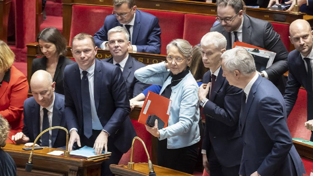 Fransa'da yeni dönem: Kabinede değişikliğe gidildi