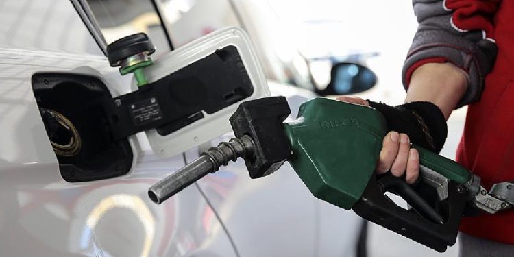 Gece yarısı akaryakıt fiyatlarına büyük zam: 36 lirayı aştı!