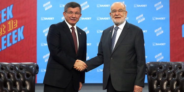 Gelecek ve Saadet rahat bir nefes aldı: 'Yeni grup AKP'yle Yeşil Sol'u vuracak'