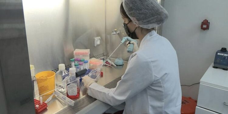 Güneşte bırakılan damacana ve pet şişeler insan sağlığını tehdit ediyor