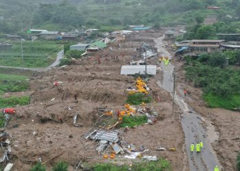 Güney Kore'de şiddetli yağışlar sele neden oldu: Ülke genelinde 20'den fazla kişi öldü