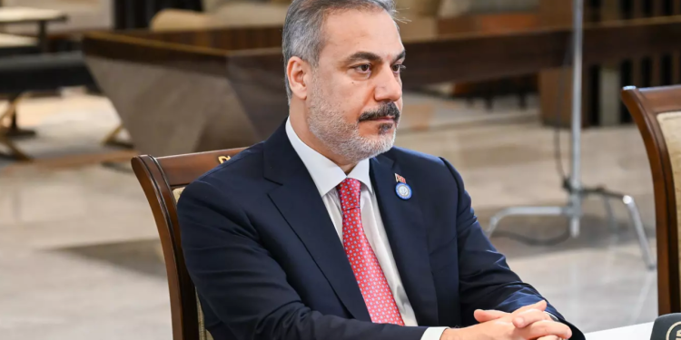 Hakan Fidan'dan Azerbaycan'da dikkat çeken mesajlar