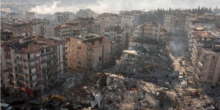 Hatay'daki 'toz' Fransız basınında: AFP, asbest tehlikesine dikkat çekti