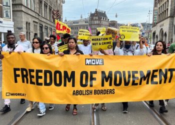 Hollanda hükümetinde mülteci krizi: Başbakan Rutte hükümet ortaklarına rest çekti