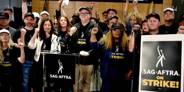 Hollywood 60 yıl sonra greve gidiyor