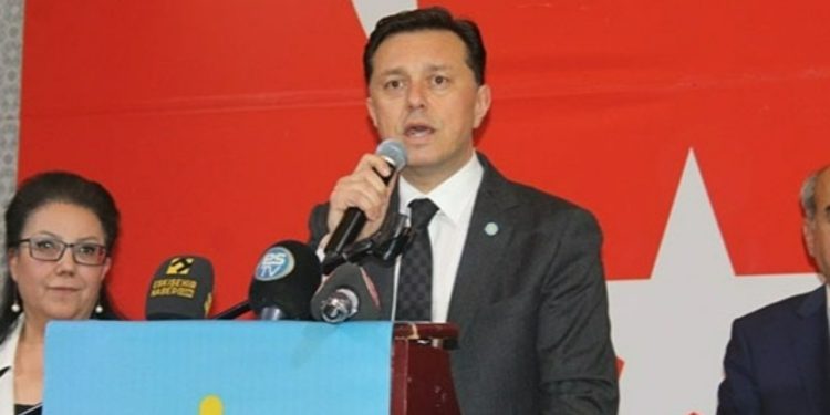 İYİ Parti, direksiyon kırdı: AKP ve MHP'ye destek çağrısı