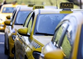 İndibindi  75 TL olacaktı: İstanbul'da taksiciler yüzde 57 zammı reddetmiş!