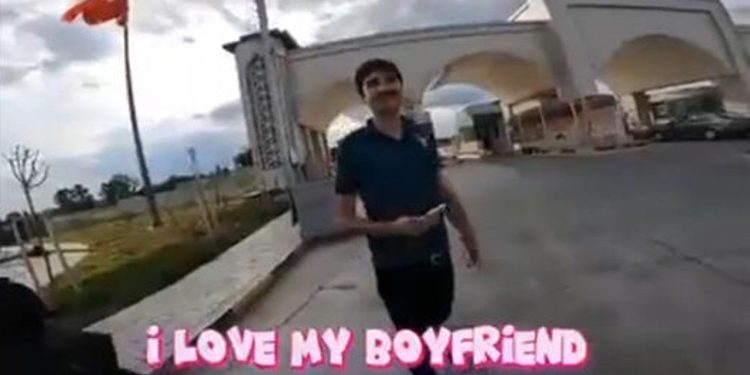 İngiliz kadını sınır kapısında taciz eden gümrük memuruna soruşturma