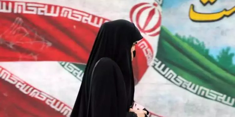 İran'da başörtüsü yasağıyla ilgili yeni karar