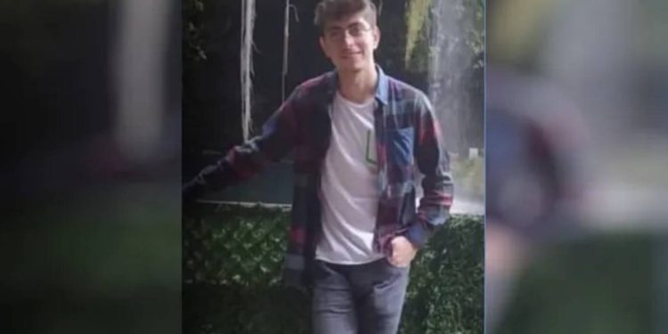 Isparta'da iş cinayeti: Cam kesme makinesine kolunu kaptıran 17 yaşındaki stajyer öldü