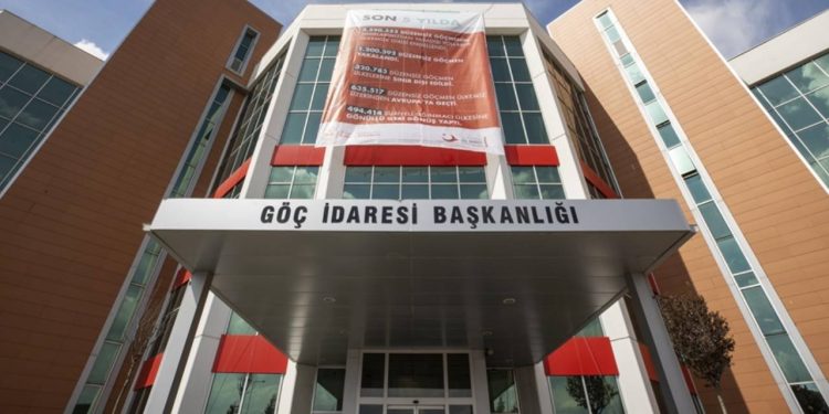 'İstanbul'da 39 ilçede ikamet izni verilmeyecek' iddiasına yalanlama