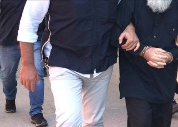 İstanbul'da IŞİD operasyonu: Beş tutuklama