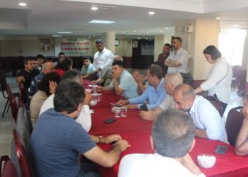 İstanbul'da ilçe ilçe halk toplantıları sürüyor