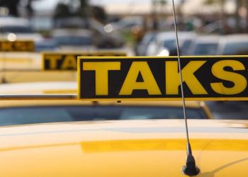 İstanbul'da taksicilerden yüzde 100 zam talebi