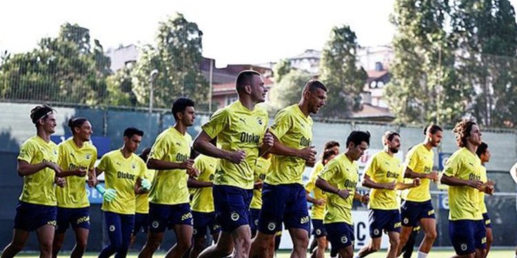 İşte Fenerbahçe'nin Rusya kamp kadrosu