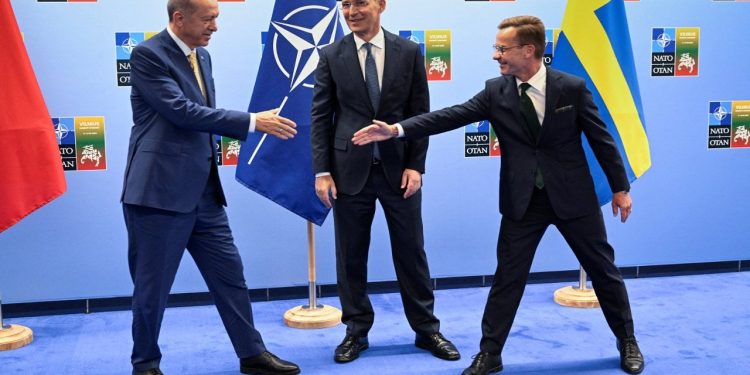 İsveç Yüksek Mahkemesi Türkiye'nin iade talebini reddetti, Bylock indirmek suç sayılmadı