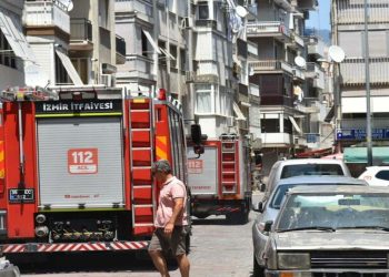 İzmir'de doğal gaz borusu patladı: Baba ve oğlu yaralı