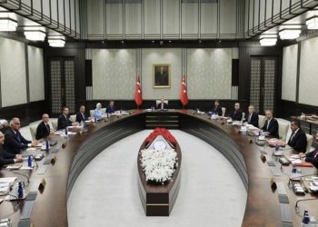 Kabine toplanıyor: Gündem memur ve emekliye zam