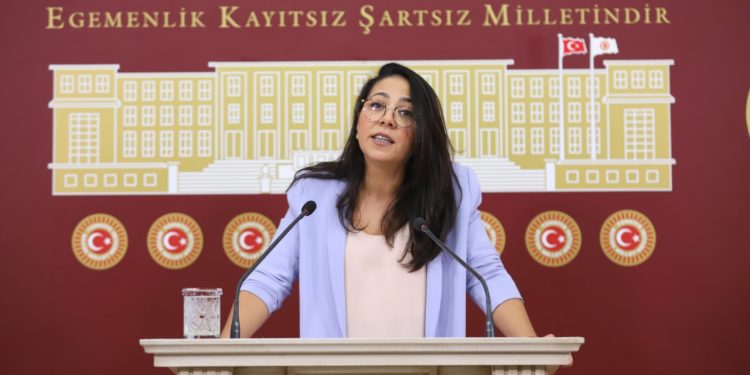 Kadıgil'den Bakan Koca'ya: Kira zamları sonrası hizmet vermeyi durdurmak zorunda kalan ASM sayısı nedir?