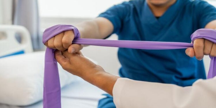 Kas güçsüzlüğüne dikkat: Myastenia gravis olabilir