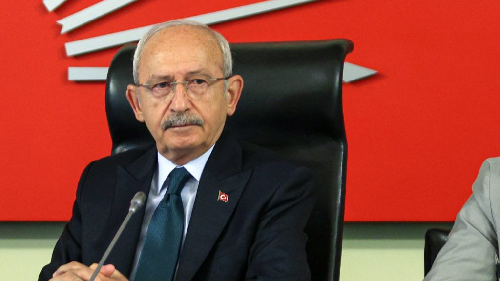 Kılıçdaroğlu: Belediye başkanları genel siyasetle ilgili konuşmasın