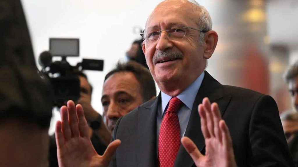 Kılıçdaroğlu, yerel seçimler için yol haritasını belirledi: İttifak yokmuş gibi hareket edeceğiz, olursa artı olur