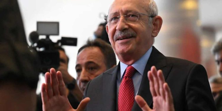 Kılıçdaroğlu, yerel seçimler için yol haritasını belirledi: İttifak yokmuş gibi hareket edeceğiz, olursa artı olur