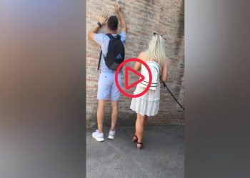 Kolezyum'a kendisi ve sevgilisinin adını kazıyan turist özür diledi: Anıtın eskiliğini bilmiyordum