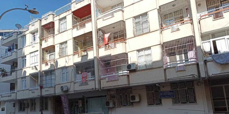 Kozan depreminin ardından... '2000 yılından önce yapılan binalar incelenmeli'