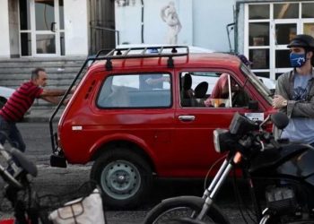 Kübalı taksi şoförü Jorge Lloro, lacivert Sovyet dönemi Lada'sının direksiyonuna her geçtiğinde, ülkesinin Rusya ile olan tarihi bağlarını hatırlıyor.