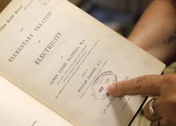 Kütüphaneden ödünç alınan kitap 119 yıl sonra iade edildi