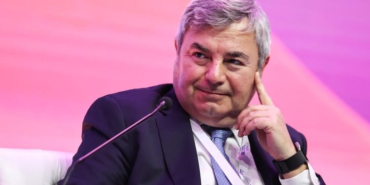 Lizbon Büyükelçisi Murat Karagöz kalp krizi sonucu vefat etti