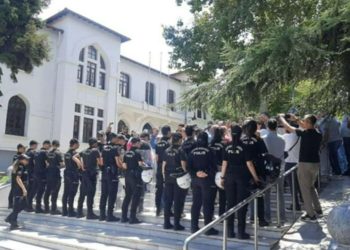 Lozan anmasına polis müdahalesi