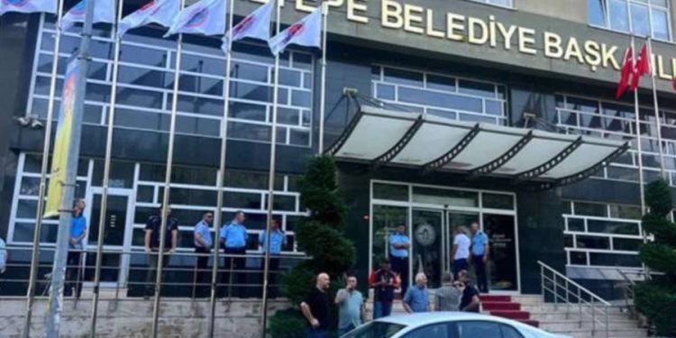 Maltepe Belediyesi’nde silahlı saldırı: Müteahhit defalarca ateş açtı