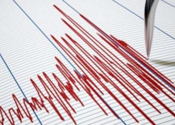 Maraş ve Antalya'da deprem