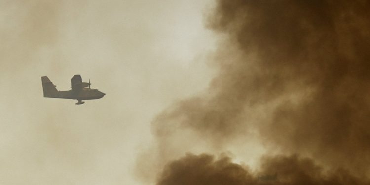 Miçotakis'ten Türkiye'ye teşekkür: Türkiye yangın söndürme uçağı göndermişti