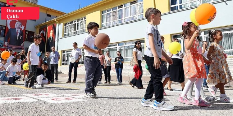 Milli Eğitim Bakanı Tekin'e ‘kız okulları’ tepkisi: Dine dayalı toplumsal yaşam inşa edilmek isteniyor