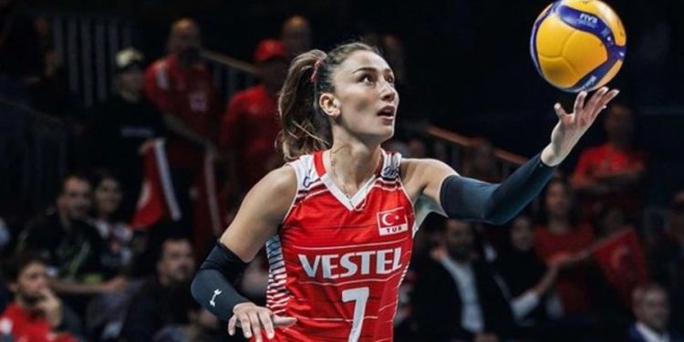 Milli voleybolcu Hande Baladın’a asitli tehdit