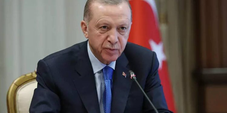 NATO Zirvesi'ne giden Erdoğan'dan açıklamalar: "Türkiye'nin AB'de önünü açın"