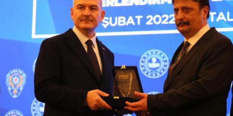 Narkotik Başkan Yardımcısı, ‘müstehcen gizli kamera kaydı yaptığı’ iddiasıyla açığa alındı