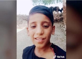 O teknede 14 yaşındaki Pakistanlı Ebuzer de vardı: “Her şey yoluna girecek baba”