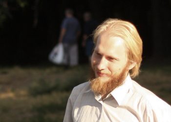 ÖZEL HABER | “Barış” için dua edince Rus Ortodoks Kilisesi’nden kovulan Rus rahibi, Patrik Bartholomeos affetti, rahiplik unvanını geri verdi