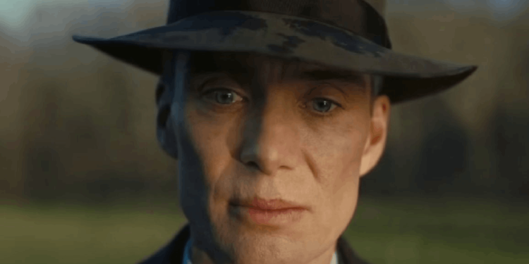 Oppenheimer'ın seks sahneleri bazı ülkelerde sansürlenmiş