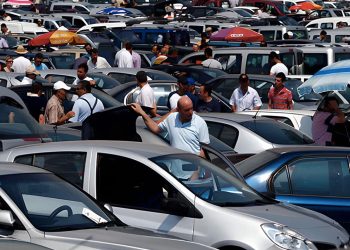 Otomobilde 'ikinci el' kararı Resmi Gazete'de