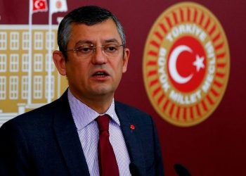 Özgür Özel: 'Öz eleştiri yapmamız, hataları kabul etmemiz lazım'