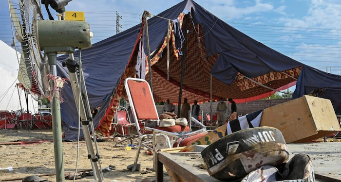 Pakistan’da patlama: Siyasi mitingde düzenlenen intihar saldırısında en az 44 kişi öldü