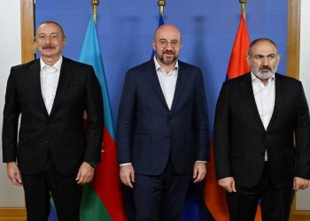 Paşinyan: Barış anlaşması olmazsa Azerbaycan ile savaş çok muhtemel