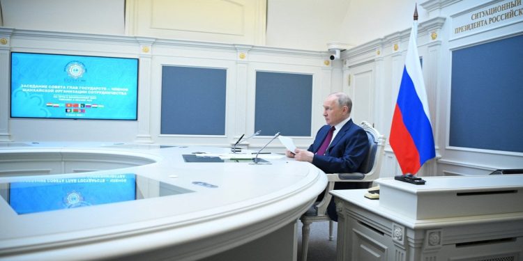 Putin, ŞİÖ zirvesinde konuştu: Rus halkı daha önce hiç olmadığı kadar kenetlenmiş durumda