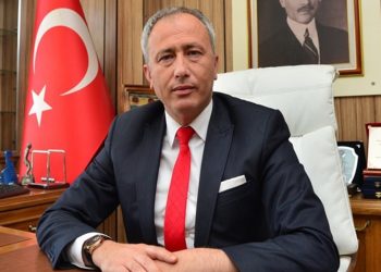 'Rüşvet' soruşturmasında tutuklanan Gökçeada Belediye Başkanı Çetin serbest bırakıldı