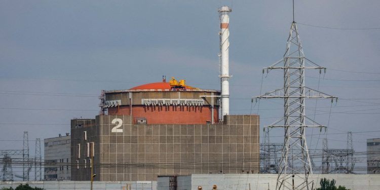 Rusya ve Ukrayna birbirini Zaporijya Nükleer Santrali'ne saldırı planlamakla suçladı